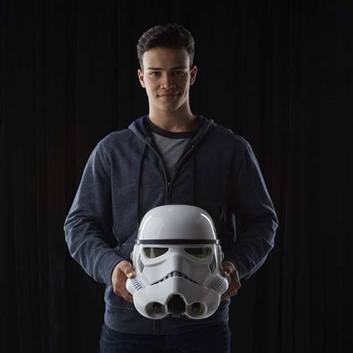Star Wars The Black Series Imperial Stormtrooper Premium Electronic Helmet - Imagen 3