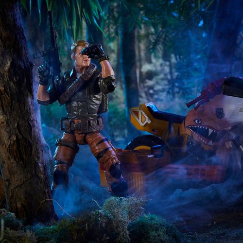 G.I. Joe Classified Series Tiger Force Duke & RAM Action Figure and Vehicle - Imagen 8