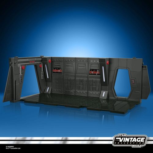 Star Wars The Vintage Collection Moff Gideon’s Imperial Light Cruiser Hallway - Imagen 9
