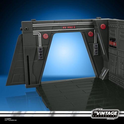 Star Wars The Vintage Collection Moff Gideon’s Imperial Light Cruiser Hallway - Imagen 13