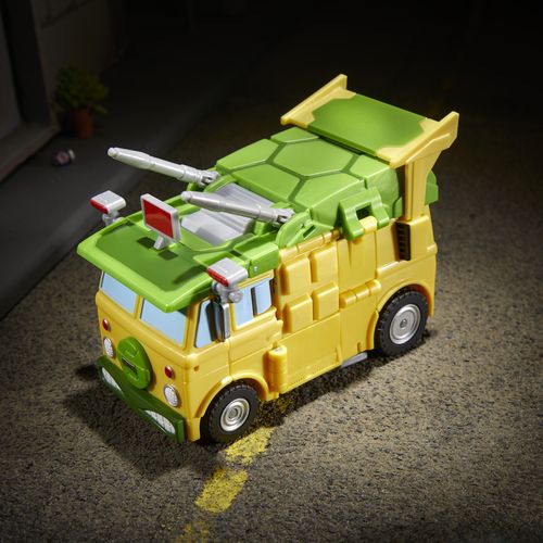 Transformers Collaborative Teenage Mutant Ninja Turtles x Transformers Party Wallop - Imagen 2