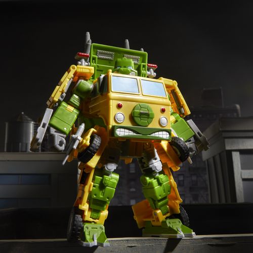 Transformers Collaborative Teenage Mutant Ninja Turtles x Transformers Party Wallop
