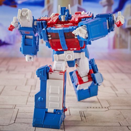 Transformers Studio Series Commander The Transformers: The Movie 86-21 Ultra Magnus Figure - Imagen 6